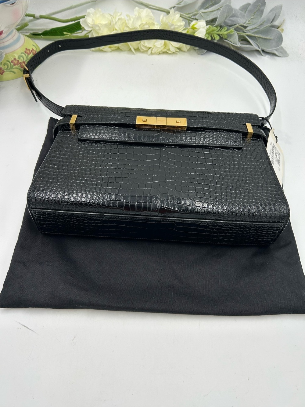 Saint Laurent Manhattan Croc-Embossed Leather Shoulder Bag with Gold-Tone Hardwa - Picture 5 of 14